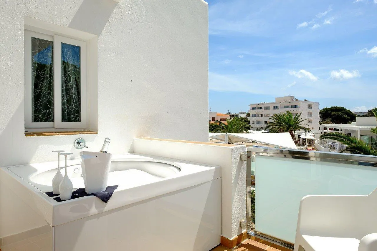 Blanco Hotel Formentera Es Pujols